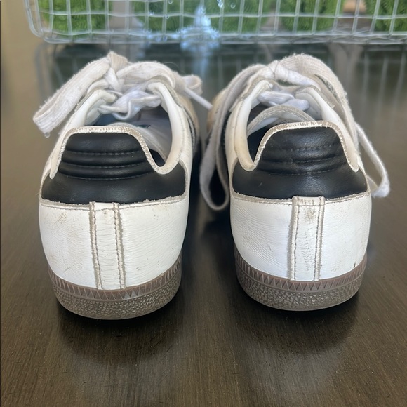 Adidas Samba White and Black Sneakers size 4.5 Men’s (which is a women’s 5.5) - Picture 6 of 12